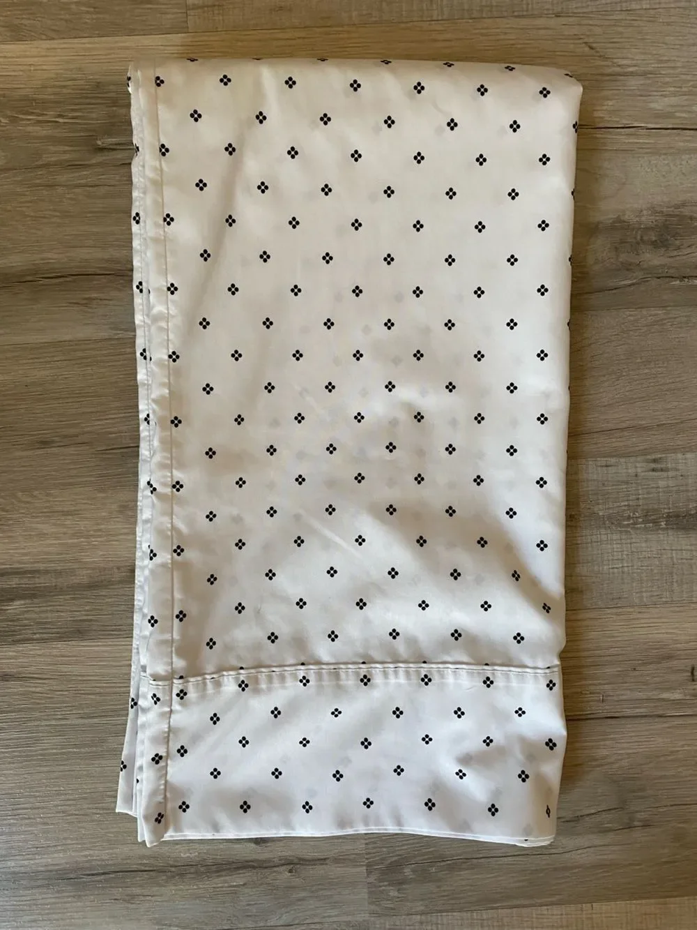 Charisma White King pillowcases with Black Dot Clusters